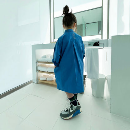 女童蓝色连衣裙