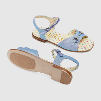 女童蓝色凉鞋