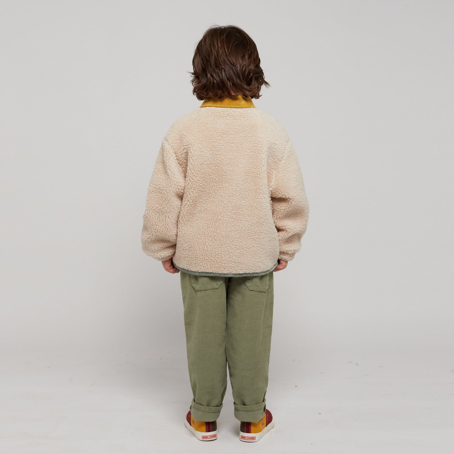 儿童米色夹克