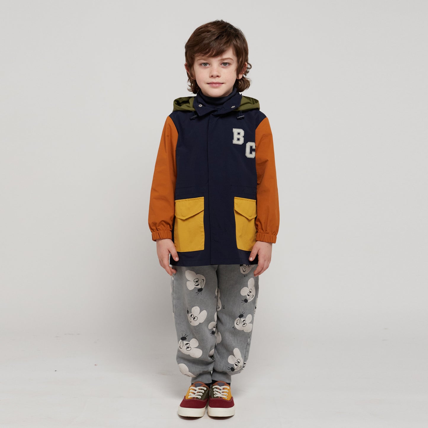 男童藏青色外套