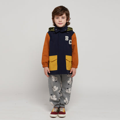 男童藏青色外套