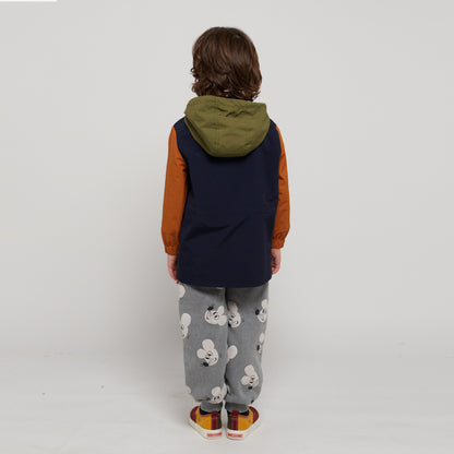 男童藏青色外套