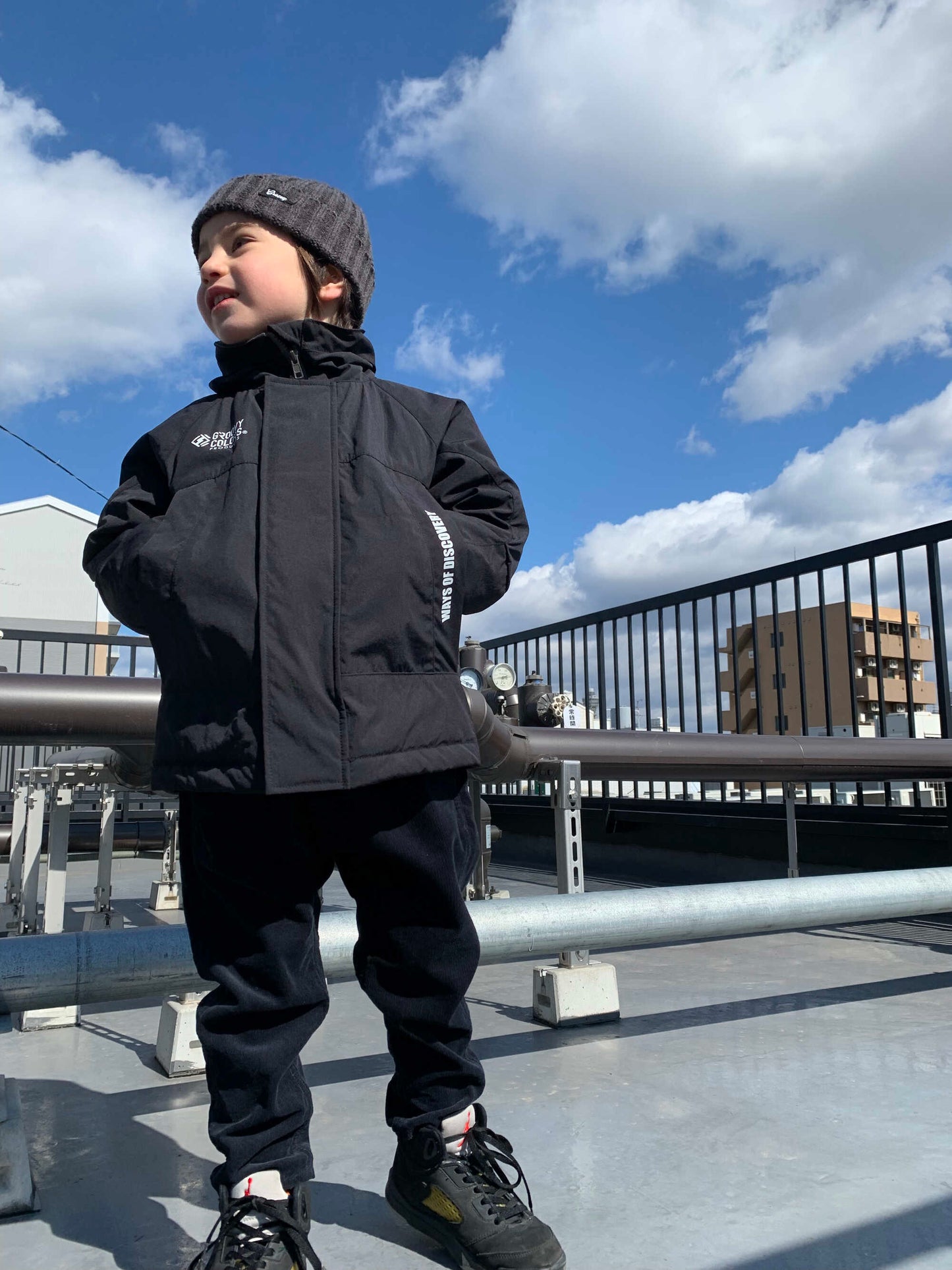 儿童黑色棉夹克