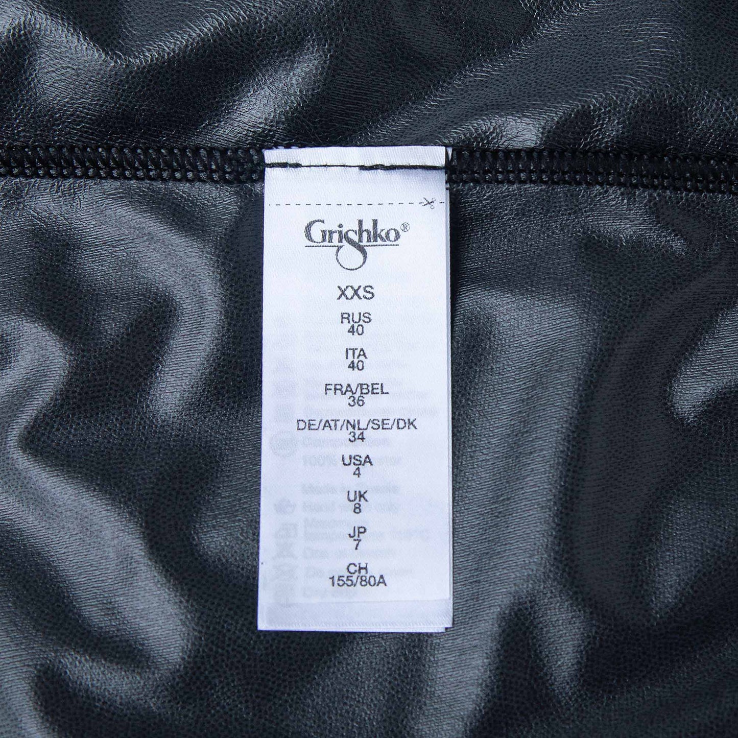 女童黑色热身短裤