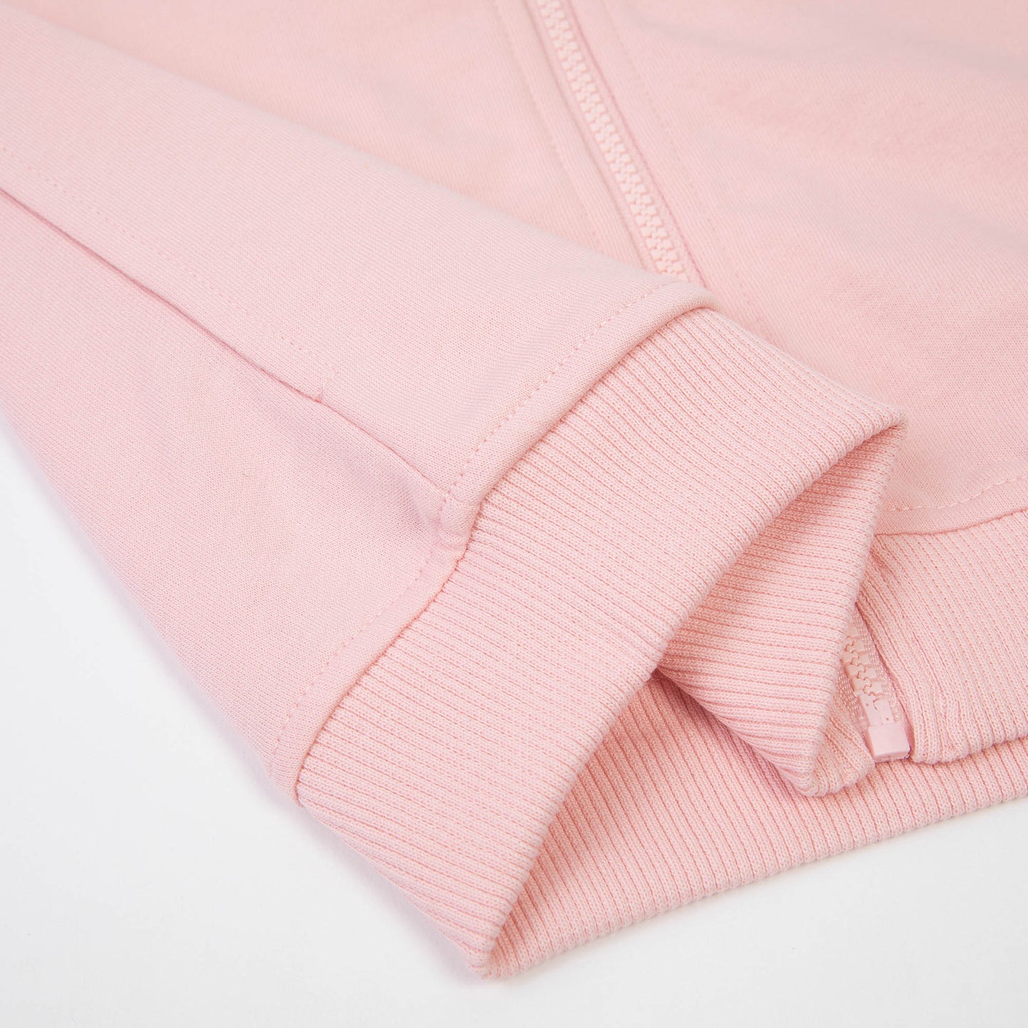 婴儿粉色拉链上衣