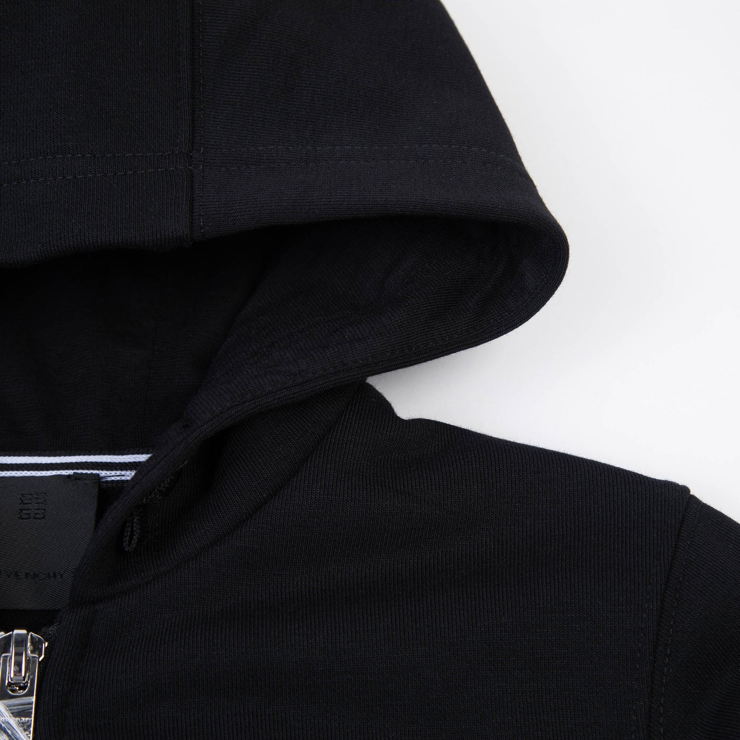 儿童黑色拉链上衣