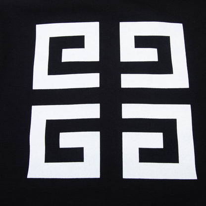 儿童黑色拉链上衣