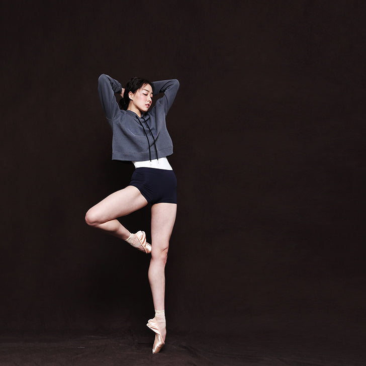 女童灰色芭蕾舞保暖卫衣