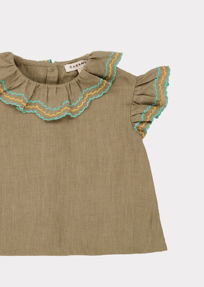 女婴深灰色褶边上衣