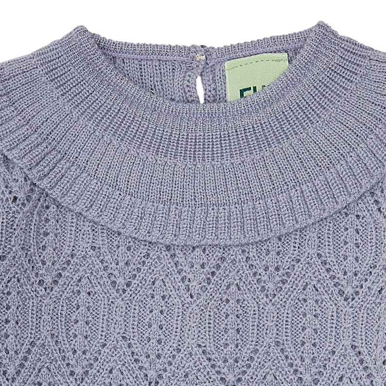 女婴浅紫色羊毛毛衣