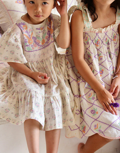 女童紫色格子刺绣连衣裙