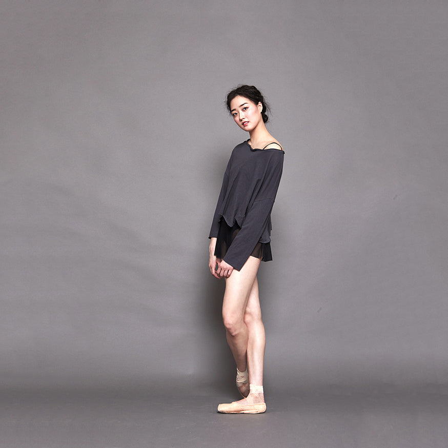 女童灰色芭蕾舞T恤