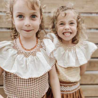 女童棕色格子荷叶边棉衬衫