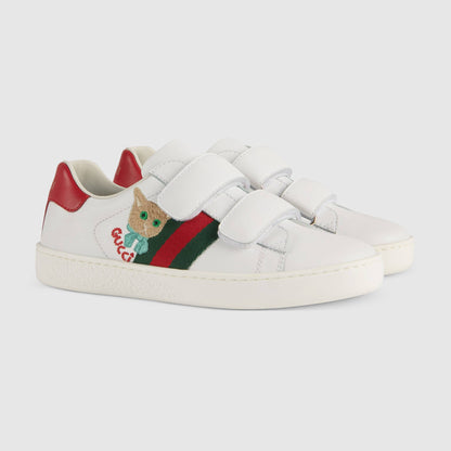 儿童白色刺绣Logo运动鞋