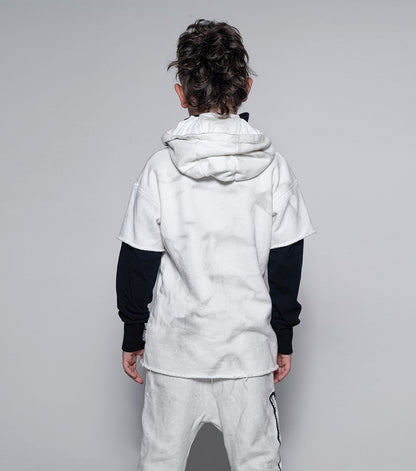 儿童白色连帽卫衣