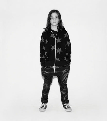 儿童黑色拉链上衣