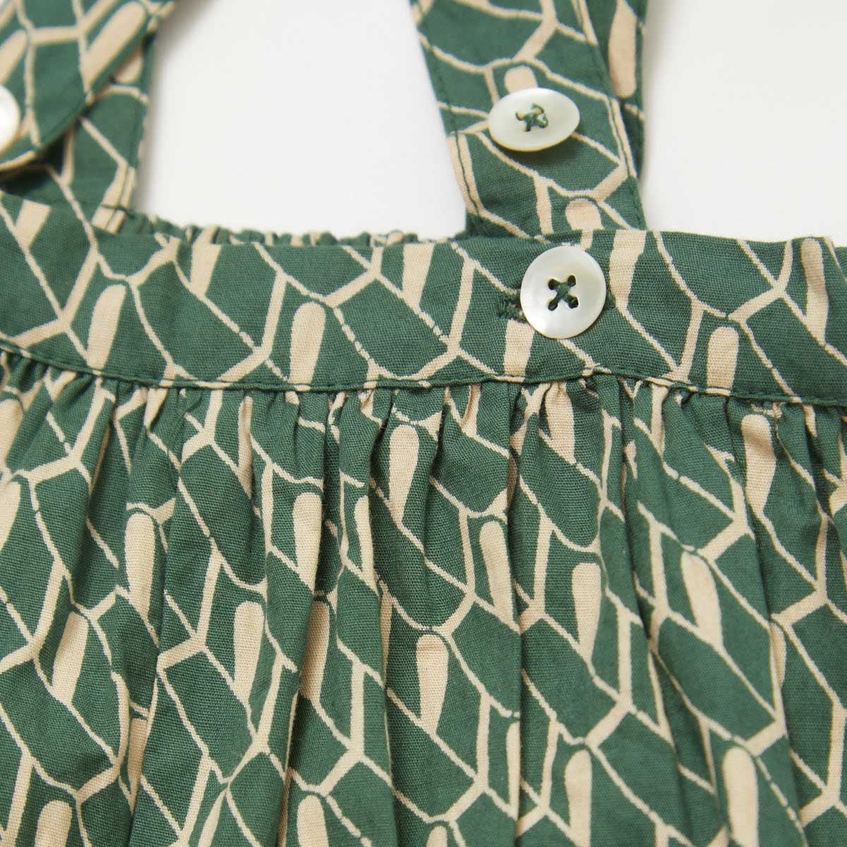 女婴绿色棉连体衣