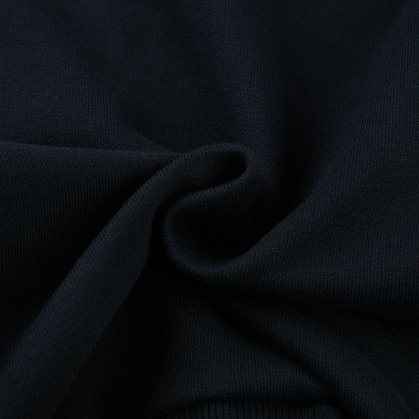 男婴藏青色上衣