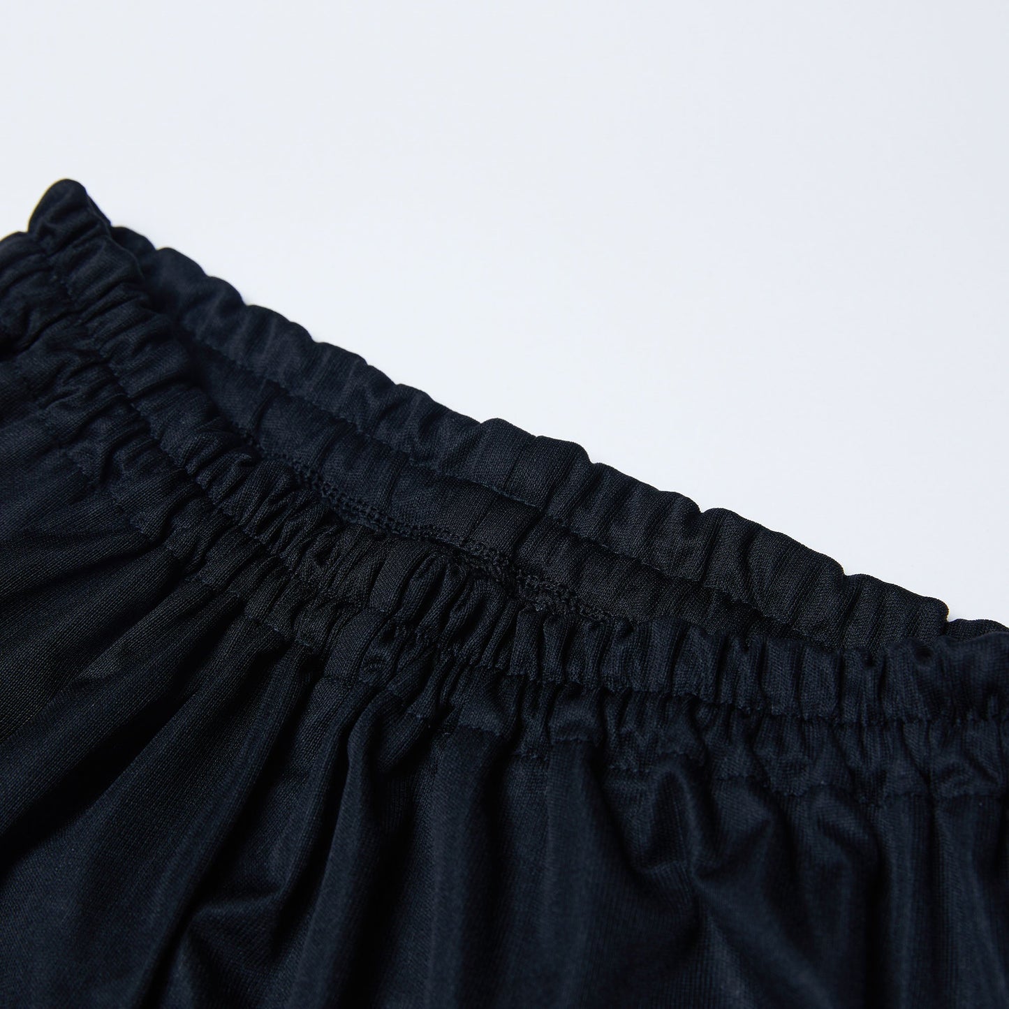 女童黑色热身短裤