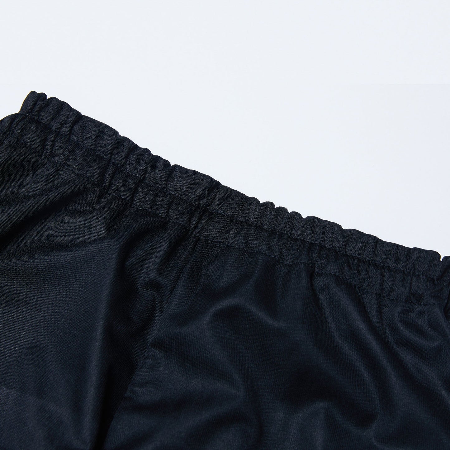 女童黑色热身短裤