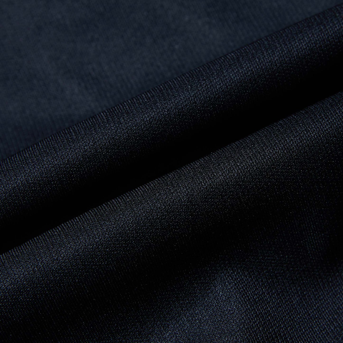 女童黑色热身短裤