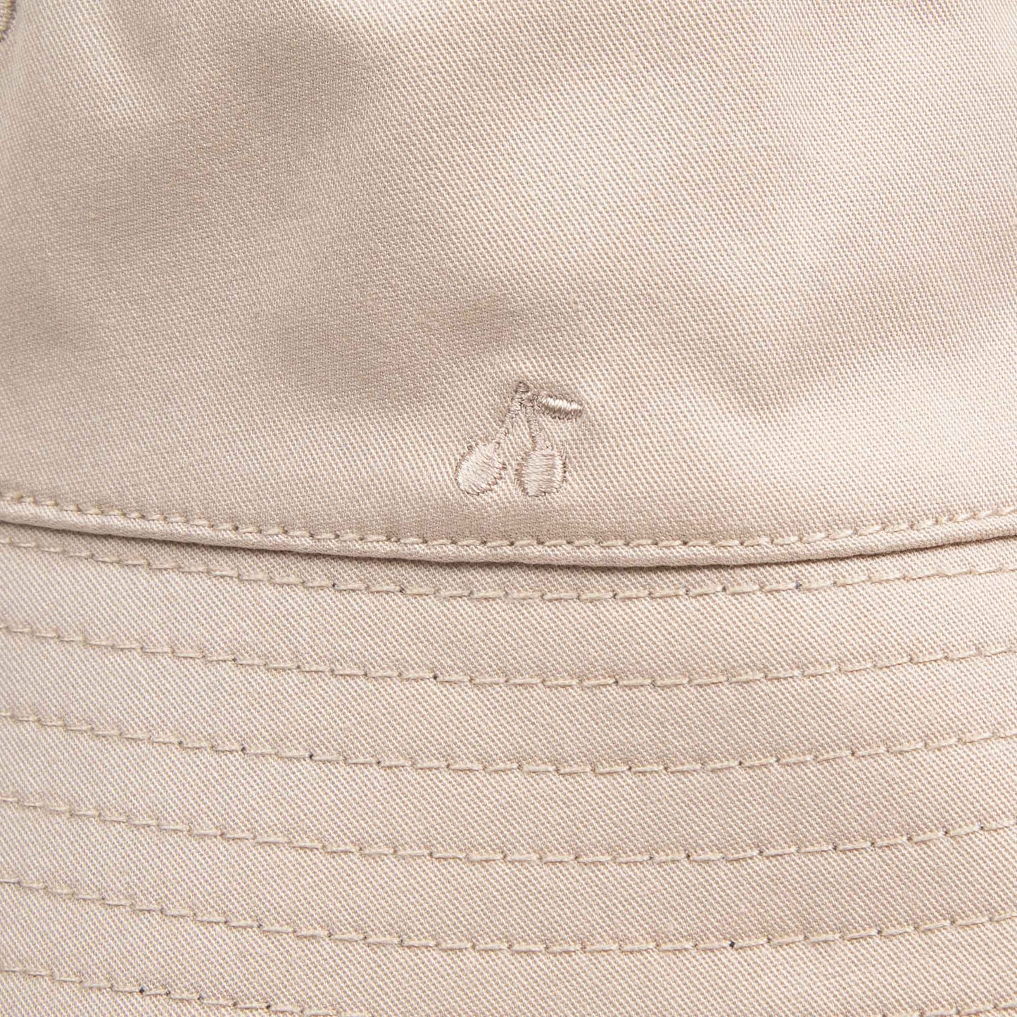 女童米色渔夫帽