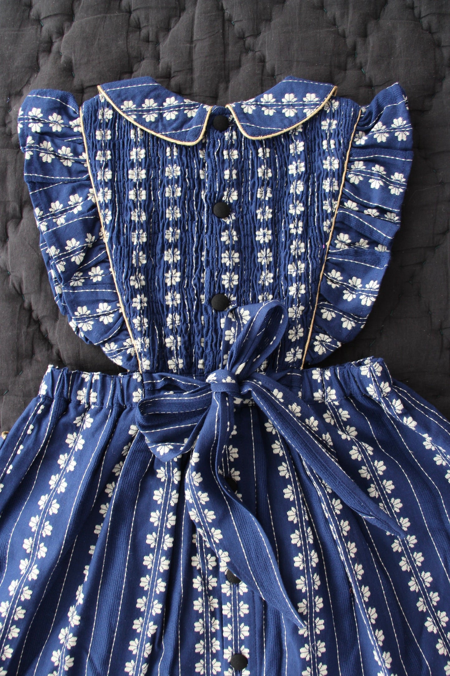 女童蓝色碎花棉连衣裙