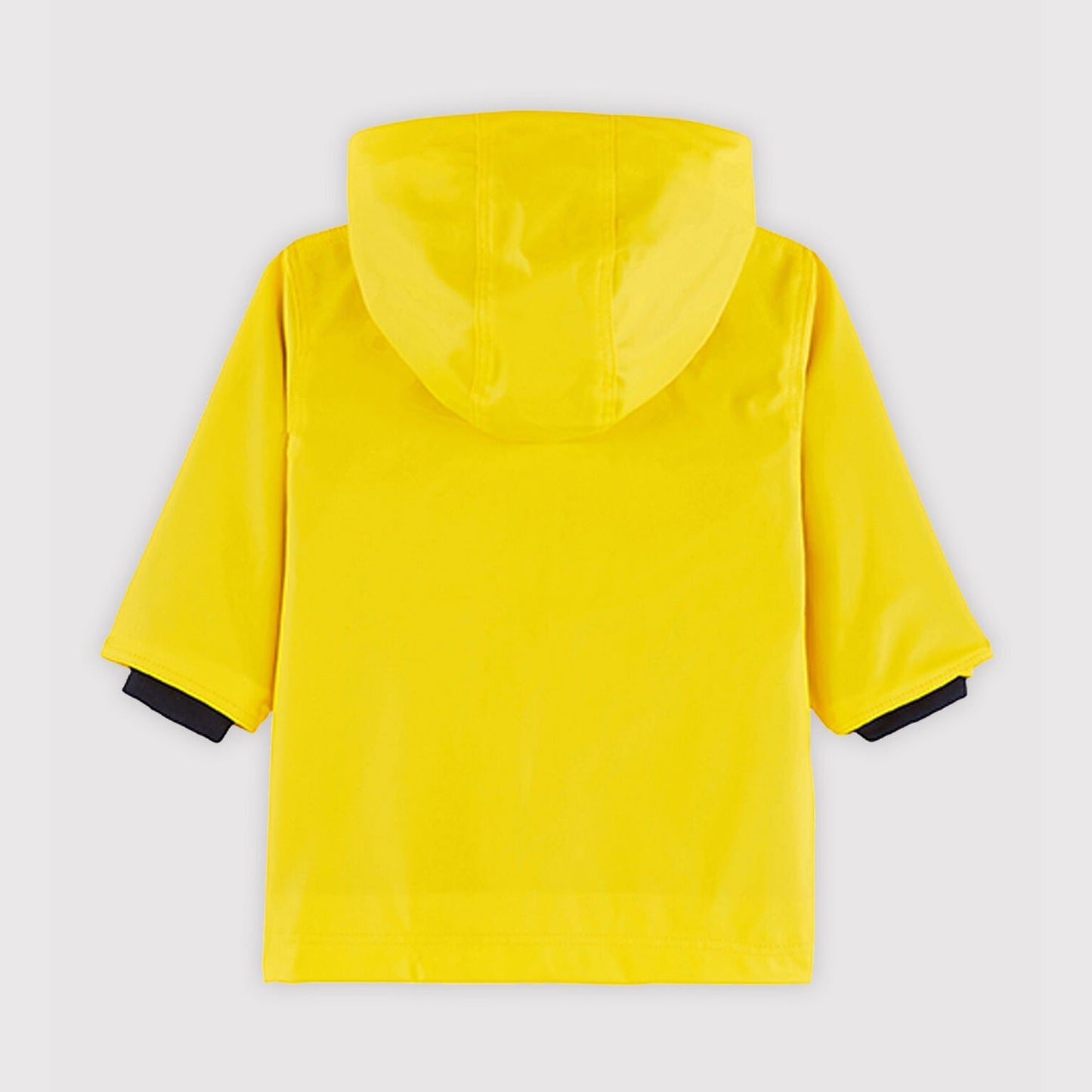 婴儿黄色外套