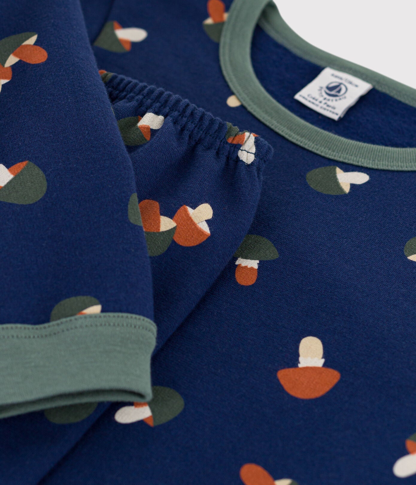 男童藏青色印花棉睡衣套装