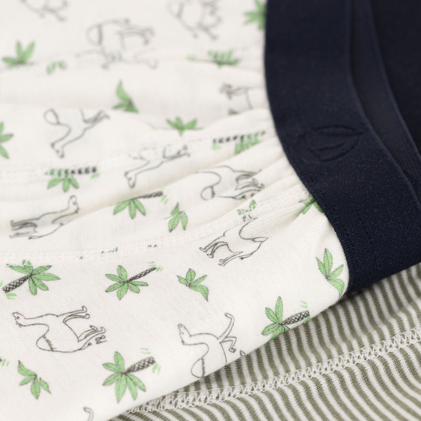 男童白色印花棉内裤套装(2件)