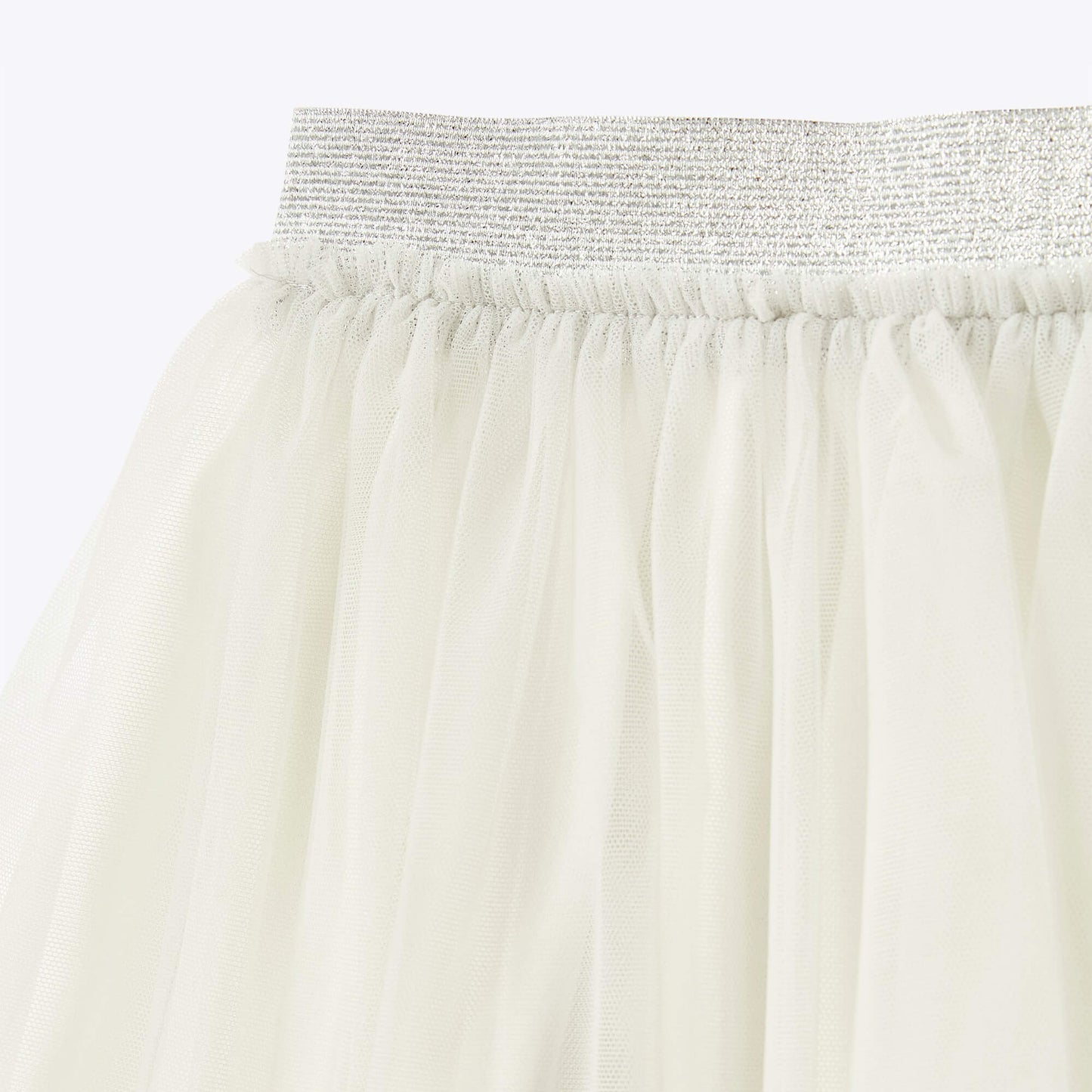 女童白色纱裙