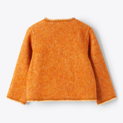 女童橙色夹克