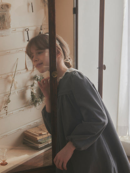 女童白色发带