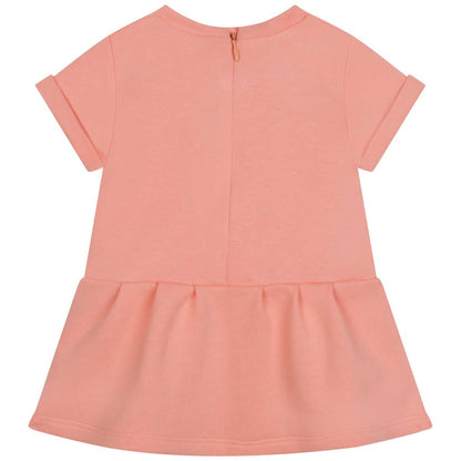 女婴粉色连衣裙