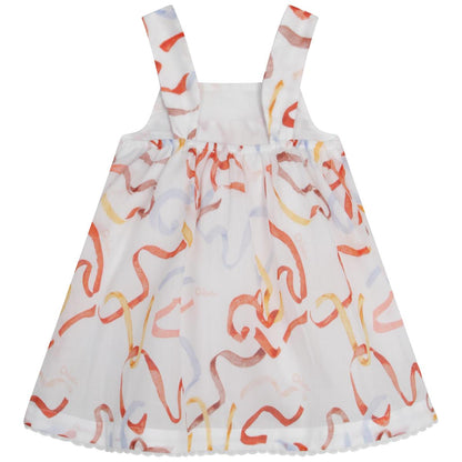 女婴白色连衣裙