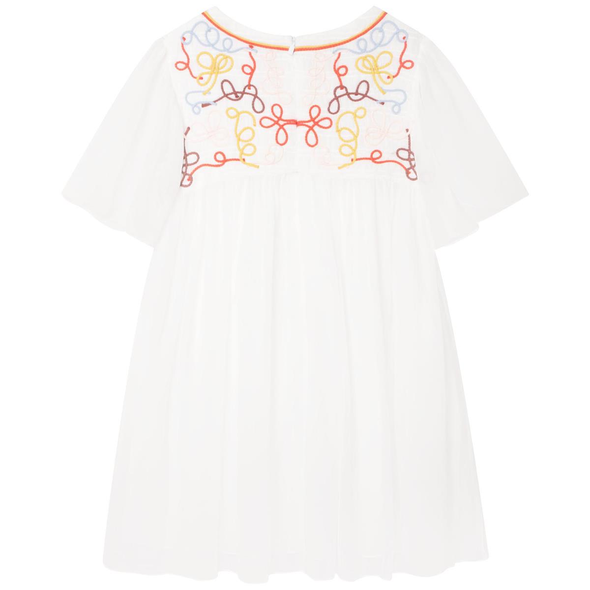 女童白色连衣裙