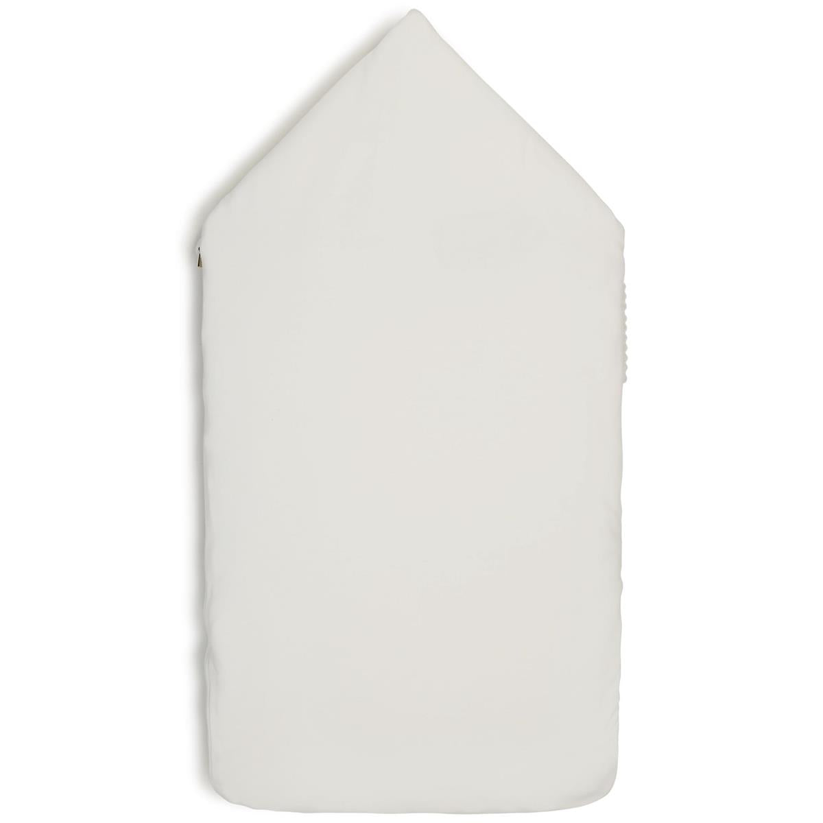 婴儿白色棉包被