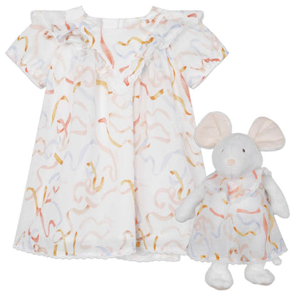 女婴白色连衣裙套装