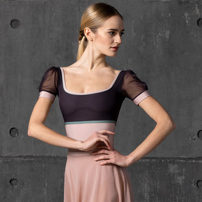 女童粉色芭蕾舞连体衣