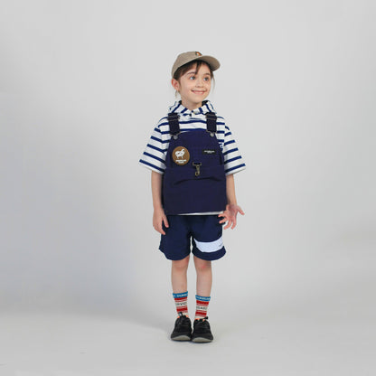 儿童藏青色背心