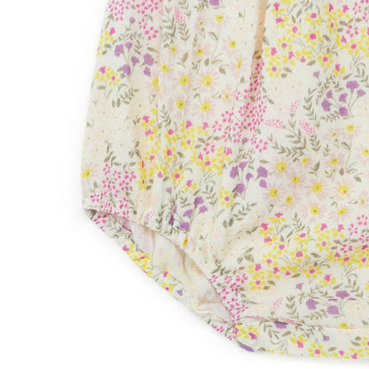 女婴黄色棉灯笼裤