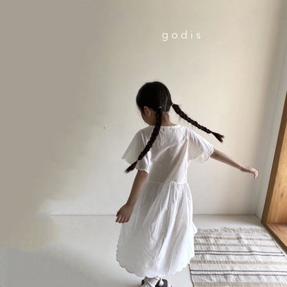 女童白色刺绣棉连衣裙
