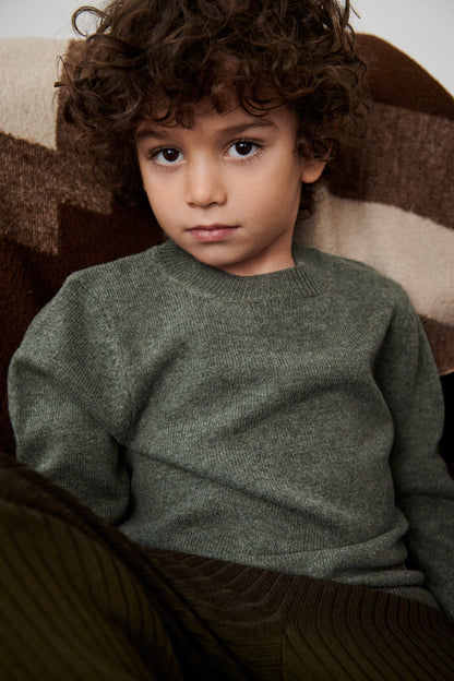 儿童深绿色羊毛背心