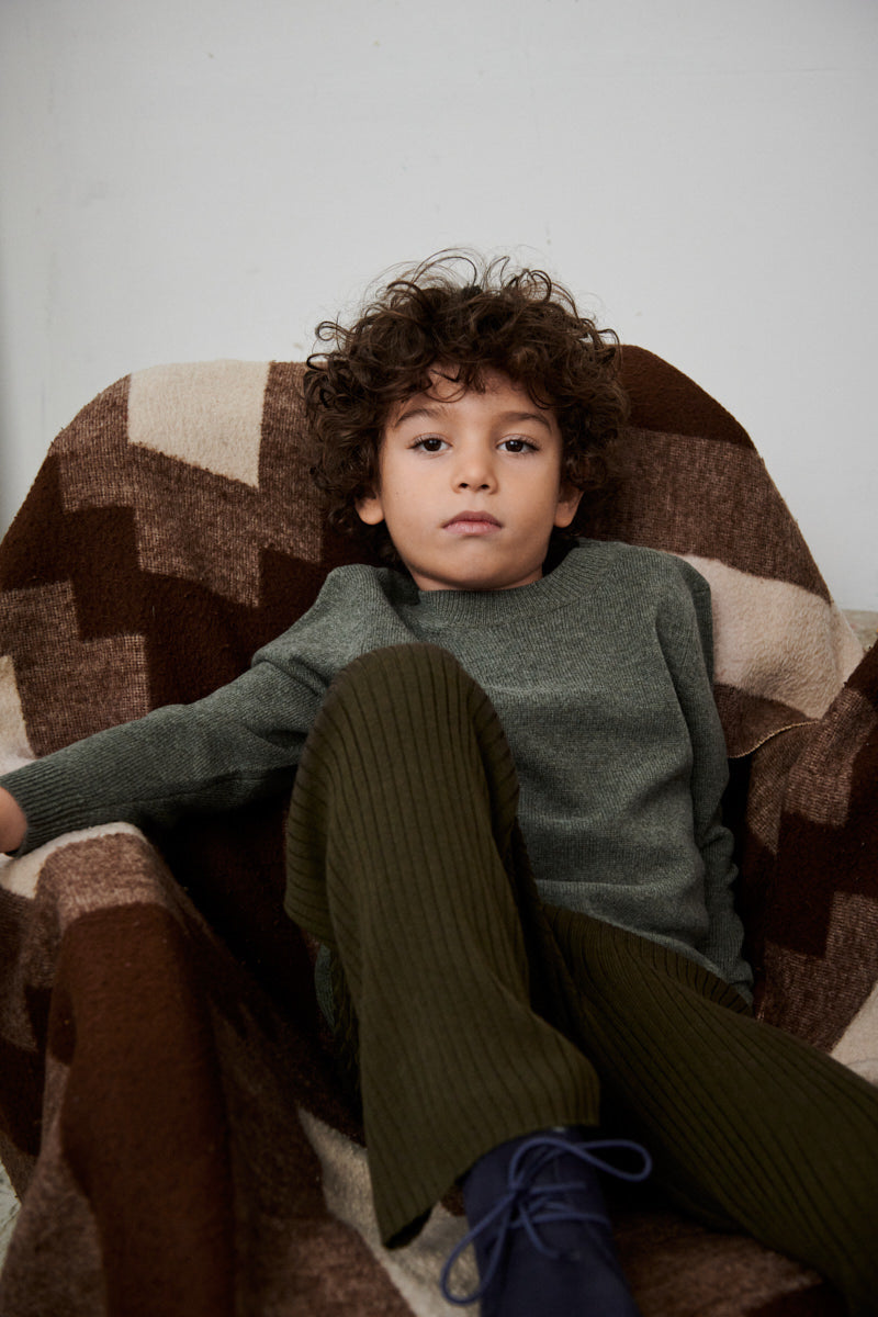 儿童深绿色羊毛背心