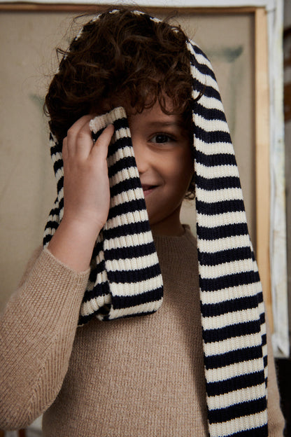 儿童深绿色羊毛背心