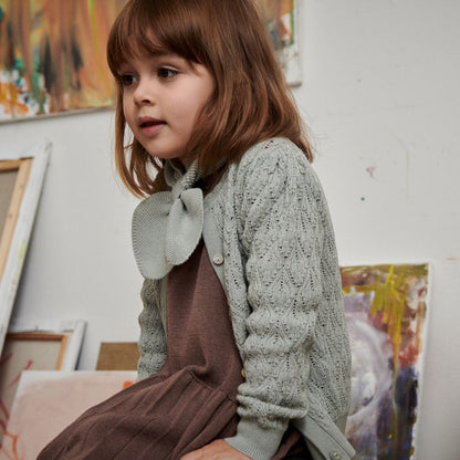 儿童浅绿色羊毛围巾