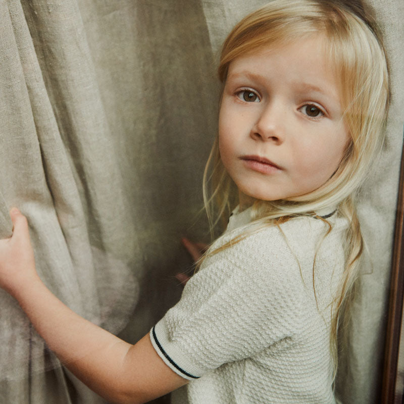 儿童白色羊毛Polo衫