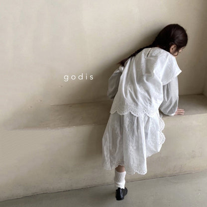 女童白色刺绣棉连衣裙