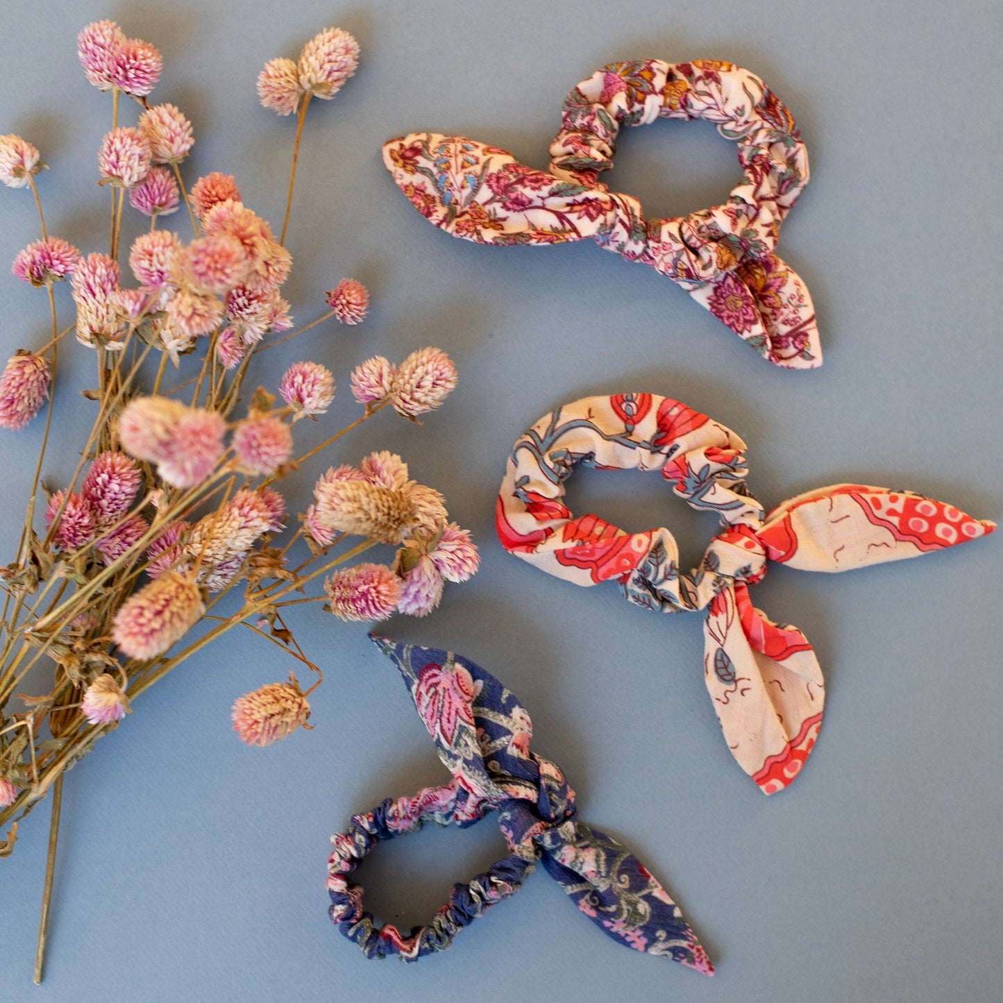 女童蓝色碎花发圈