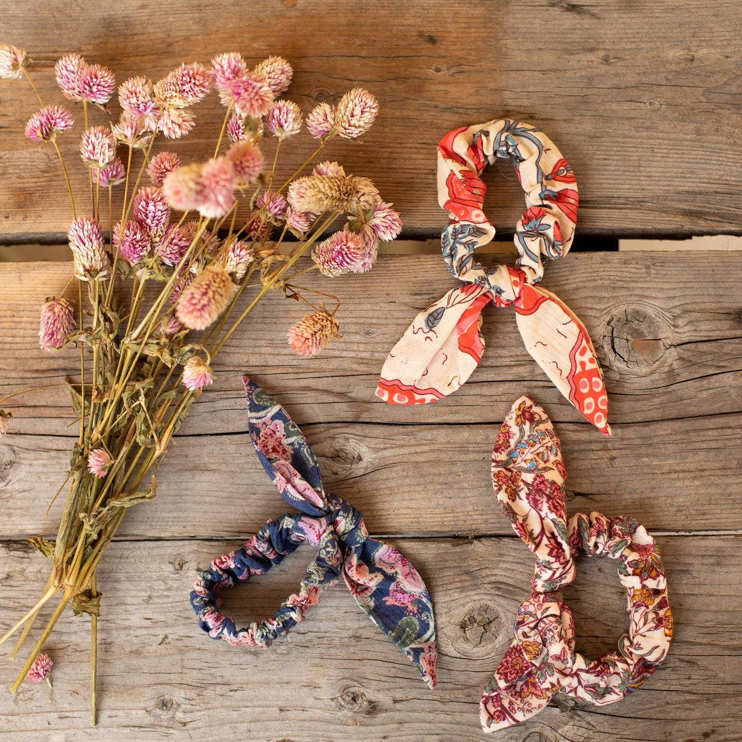 女童蓝色碎花发圈